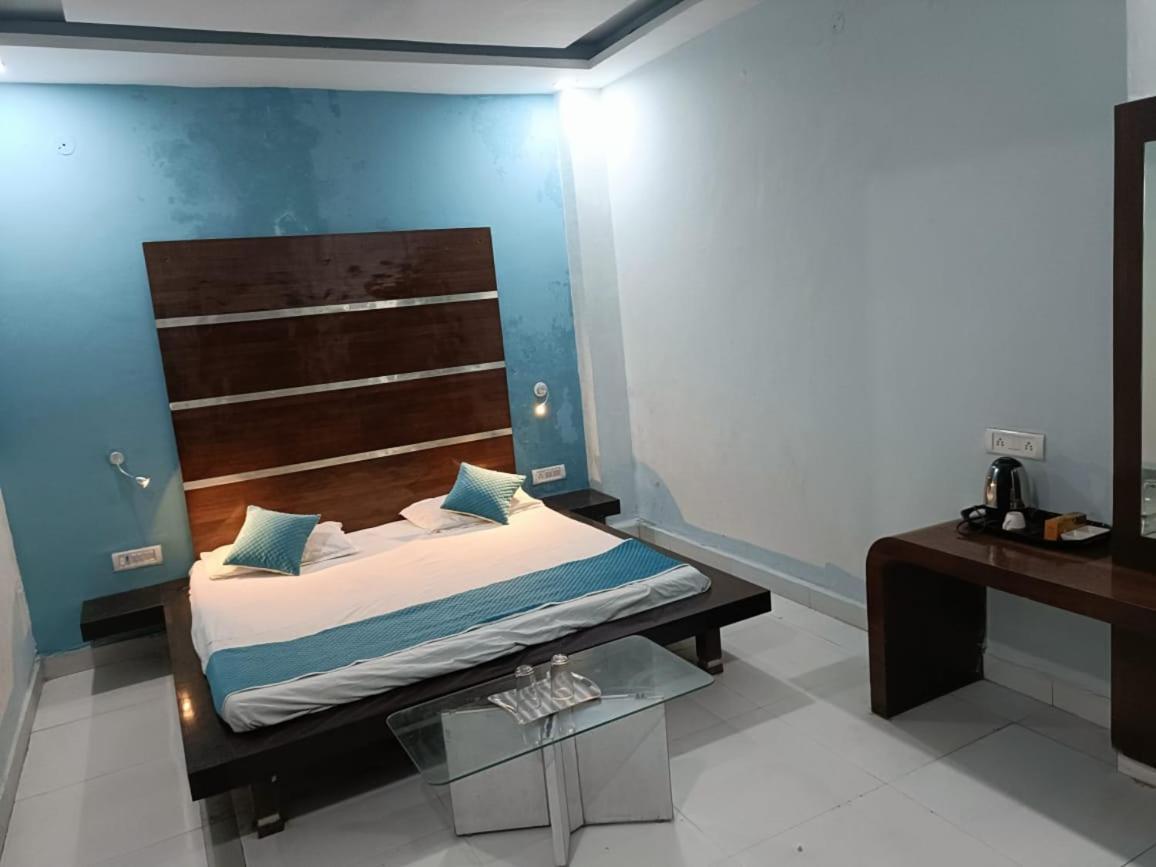 Hotel Krishna Residency Mahoba Eksteriør billede